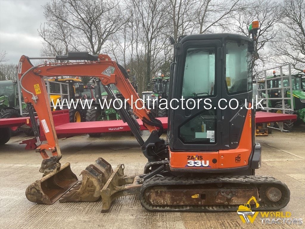 Hitachi zaxis 33 u Mini excavadora  25.946 €