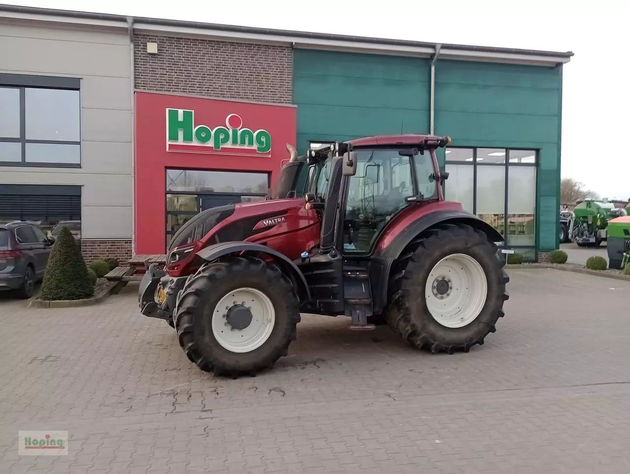 E-FARM: Valtra T154 - Tractor - id JSKYGTI - 55.900 € - Año: 2015 - Horas: 5353,Potencia del motor: 165,Alemania