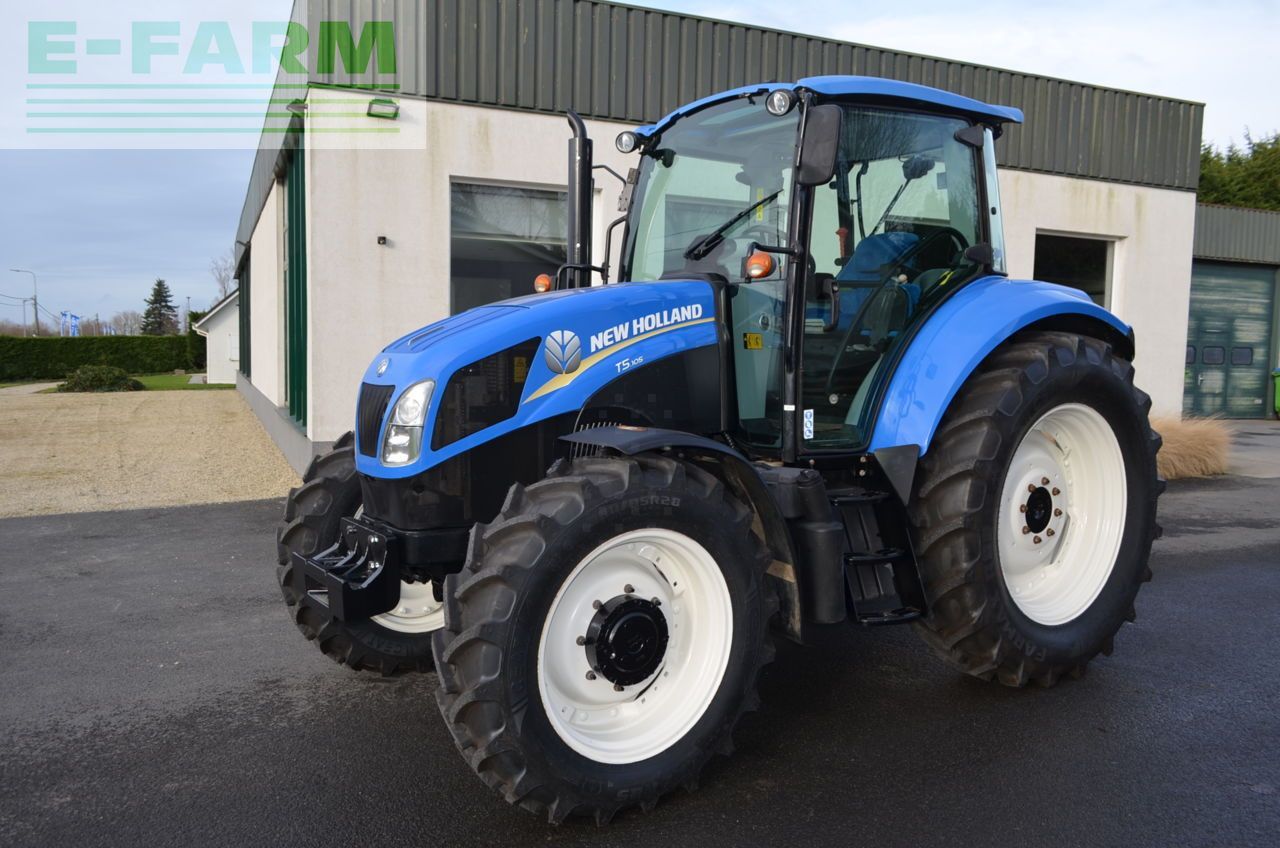 New Holland T5.105 Tractor €34,500