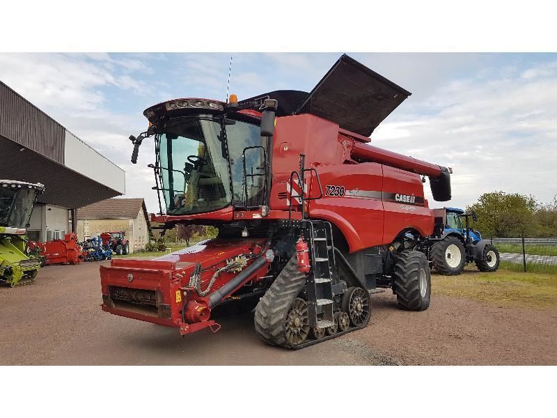 E-FARM: Case IH Axial Flow 7230 - Combine harvester - id Y2SQ8CY - Year of construction: 2013 - Engine hours: 2,486,France