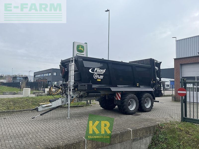 Fliegl kds 260 #45901 Manure and compost spreader €104,650