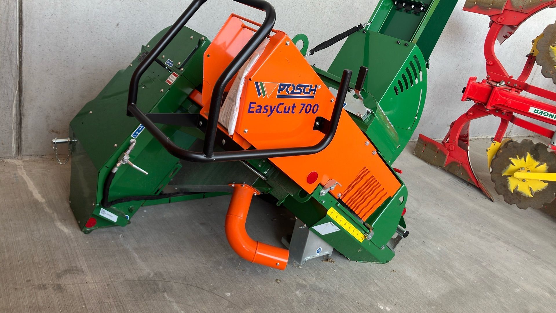 E-FARM: POSCH Easy Cut 700 - Scies et fendeuses - id ECSYNUU - 8 000 € - Année: 2022 - Autriche