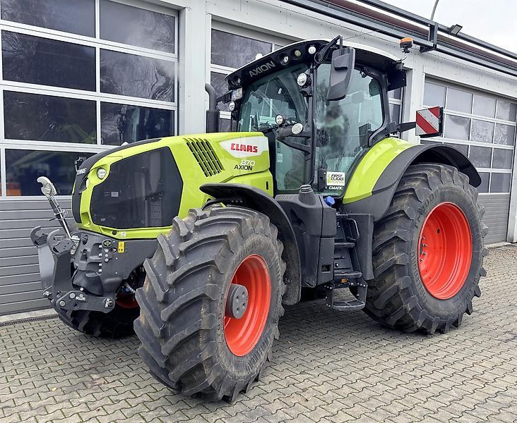 E-FARM: Claas Axion 870 CMATIC CEBIS - Traktor - id T2CK3AR - Produktionsår: 2024 - Motortimer: 394,Motoreffekt (HP): 295,Tyskland