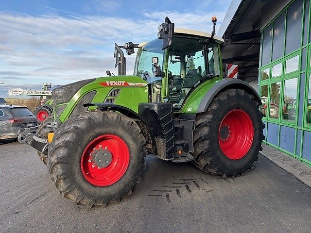Fendt 722 Vario Power Tractor €147,000