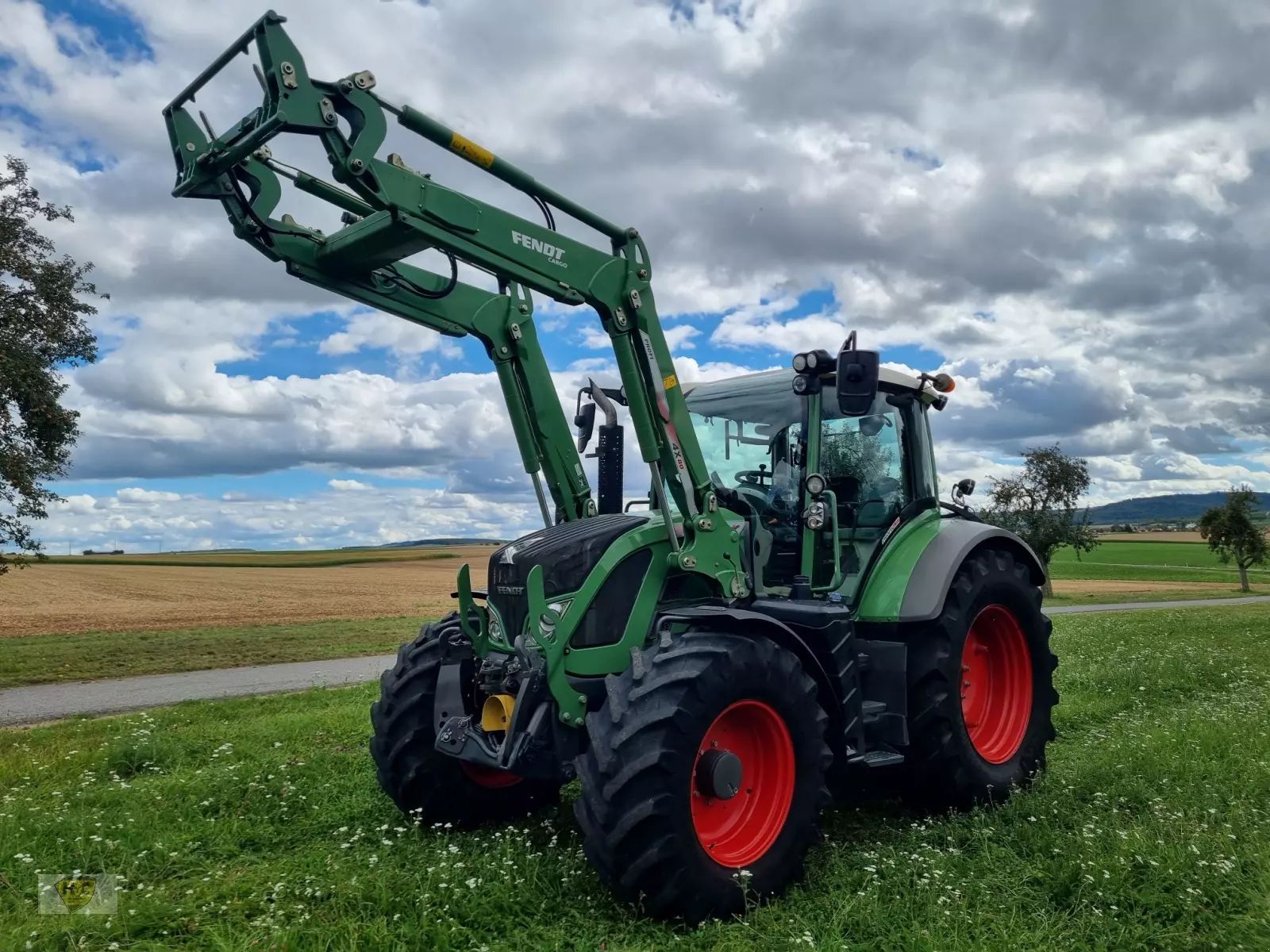 E-FARM: Fendt 516 Vario ProfiPlus - Traktor - id AHEBCNN - 93.600 € - Baujahr: 2014 - Abgelesene Motorstunden: 5.666,Motorleistung (PS): 160,Deutschland