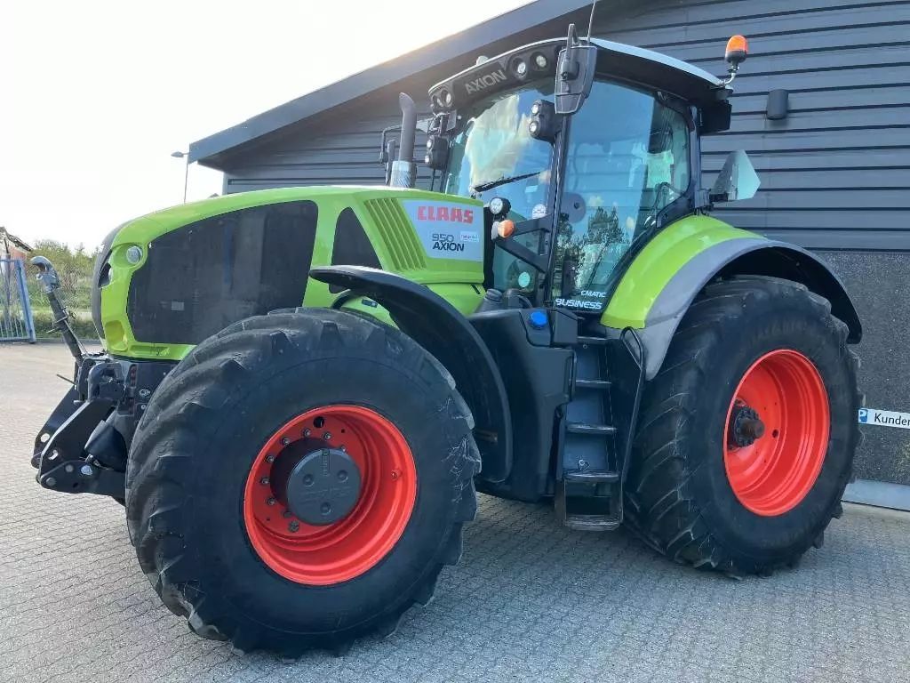 E-FARM: Claas Axion 950 CMATIC CEBIS - Tractor - id 9D5NVAU - €126,536 - Year of construction: 2016 - Engine hours: 4,890,Engine power (HP): 405,Denmark