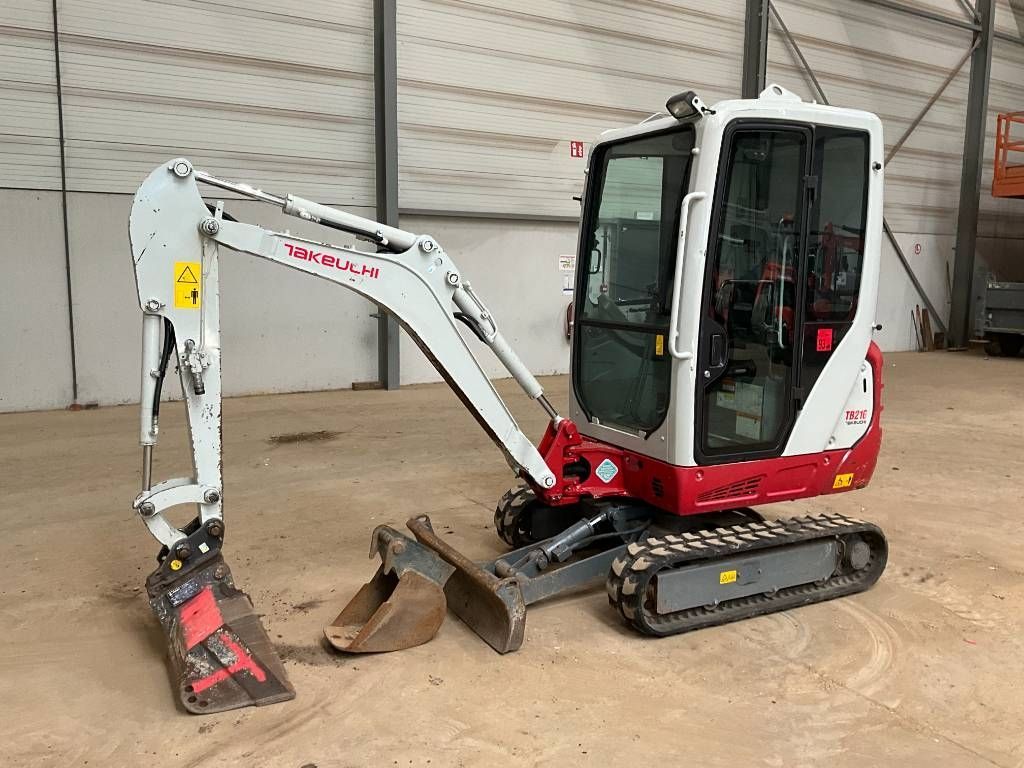 Takeuchi tb 216 Minigraver 16.250 €