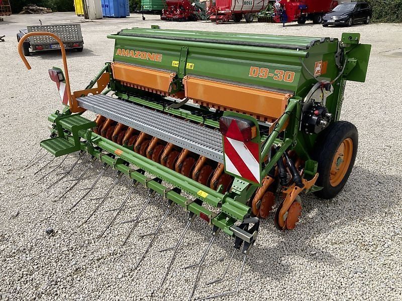 E-FARM: Amazone d9 spezial - Vetőgép - id CXPMUTE - 8500 EUR - Gyártási év: 2008 - Németország