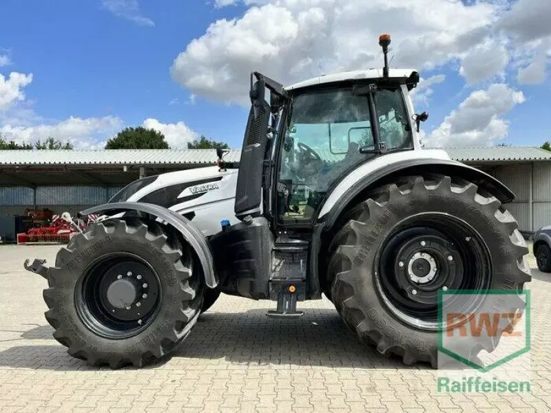E-FARM: Valtra T235 Direct - Tractor - id L1YVVDG - 137.490 € - Año: 2023 - Horas: 1390,Potencia del motor: 235,Alemania