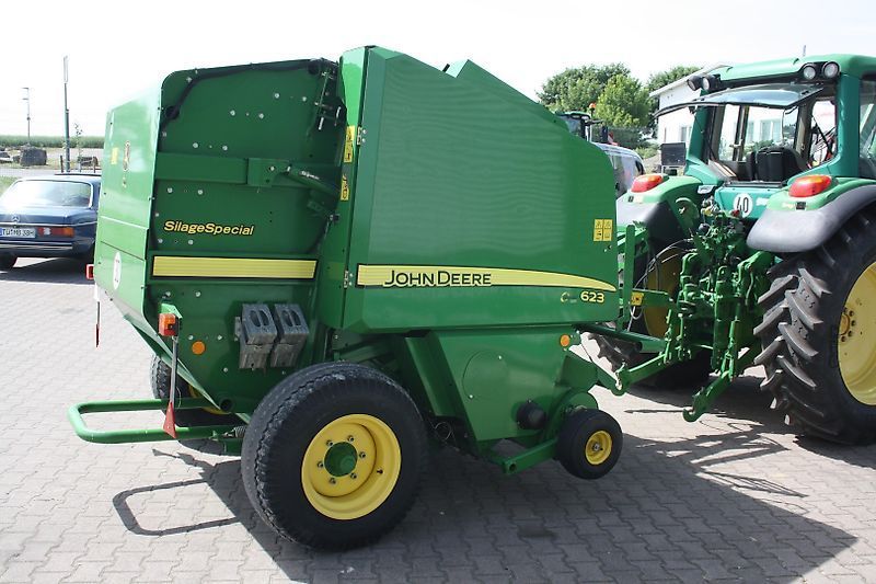 John Deere 6230 Baler €14,900