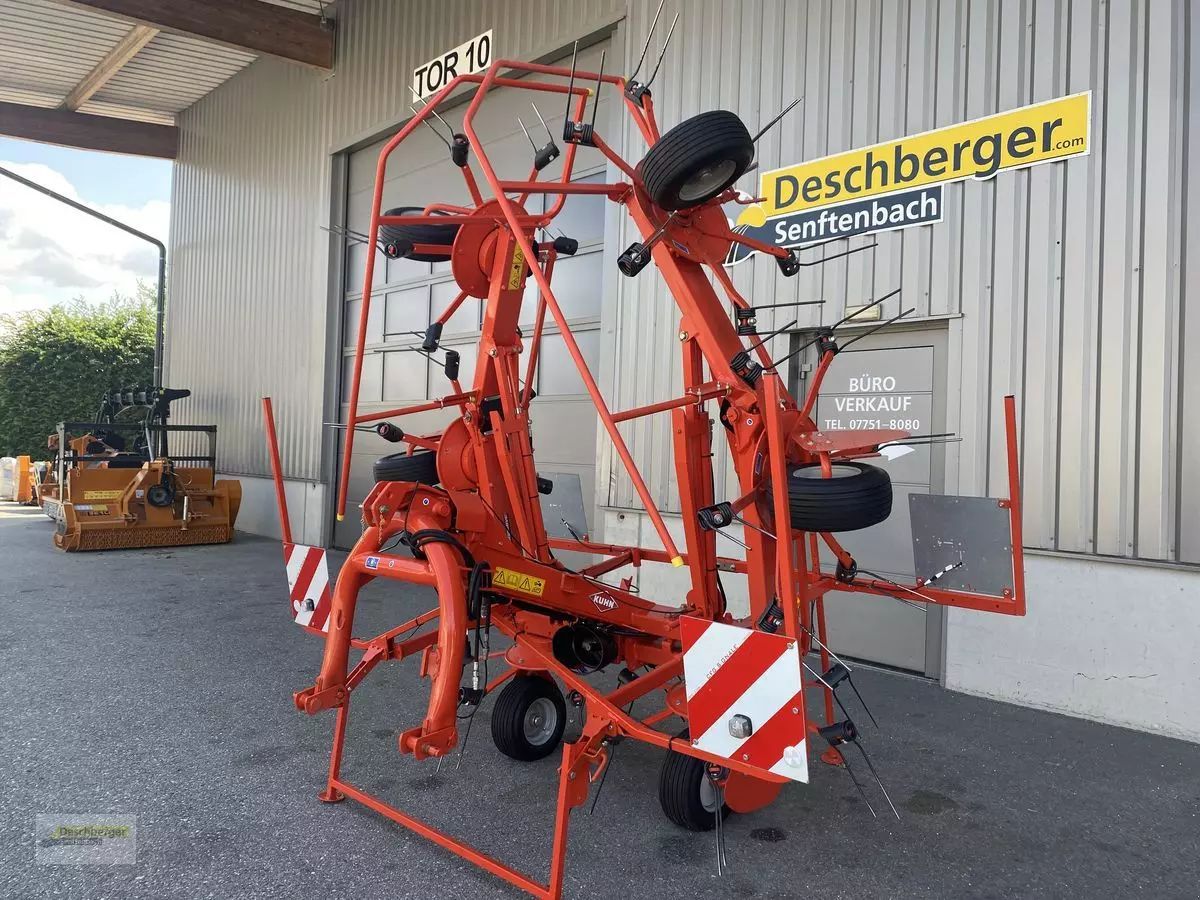 E-FARM: Kuhn GF 6502 - Faneuse - id WCLJIRP - 10 417 € - Année: 2022 - Autriche