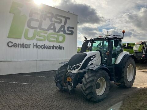 E-FARM: Valtra T174e - Tracteur - id D2LUUWB - 79 900 € - Année: 2018 - Lecture du nombre d'heure: 4 680,Puissance du moteur (chevaux): 175,Allemagne