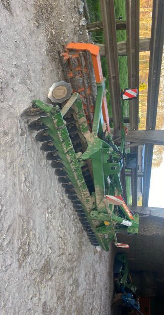 E-FARM: Amazone Catros 6002-2 - Grubber - id RC23WBH - 19.800 € - Baujahr: 2021 - Frankreich