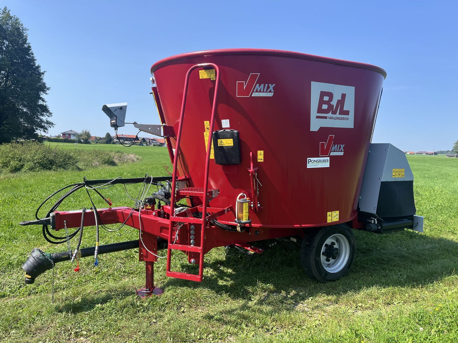 E-FARM: BVL v-mix plus 9-1s - Futtermischwagen - id MJMQK4S - 23.167 € - Baujahr: 2023 - Österreich