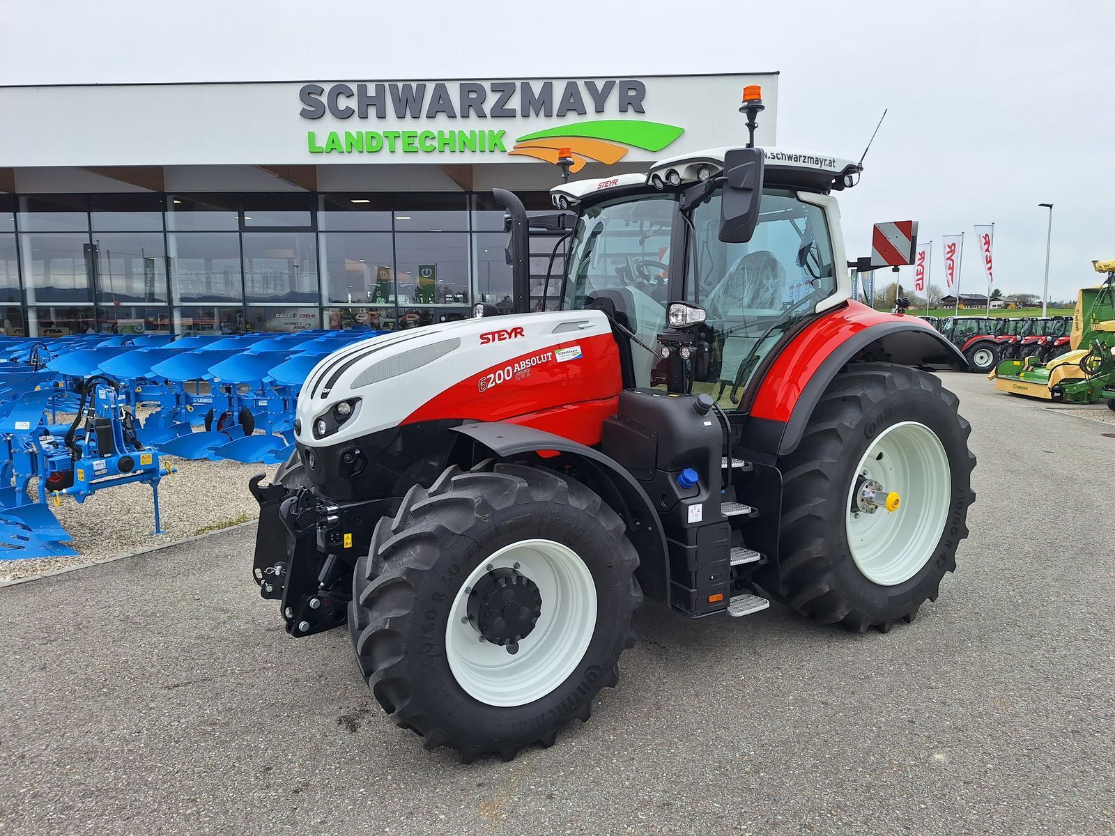 E-FARM: Steyr Absolut 6200 CVT - Tractor - id KGU6VKU - Year of construction: 2024 - Engine hours: 10,Engine power (HP): 225,Austria