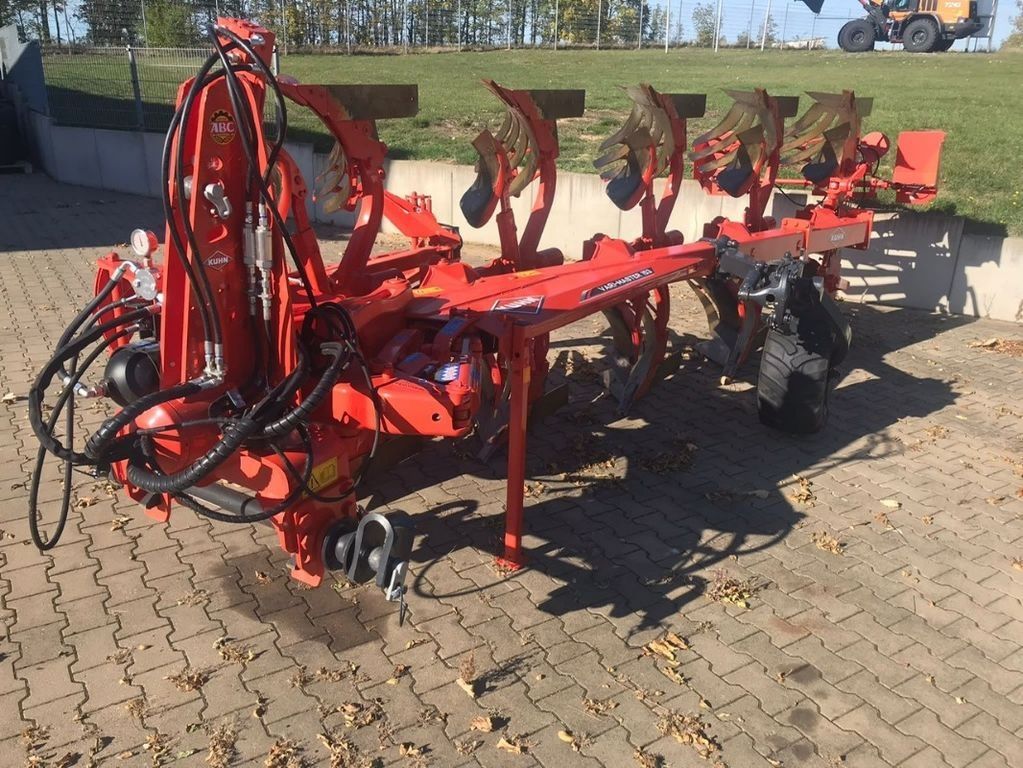 E-FARM: Kuhn vm 153 5 - Arado - id SCVBA1S - Año: 2022 - Alemania