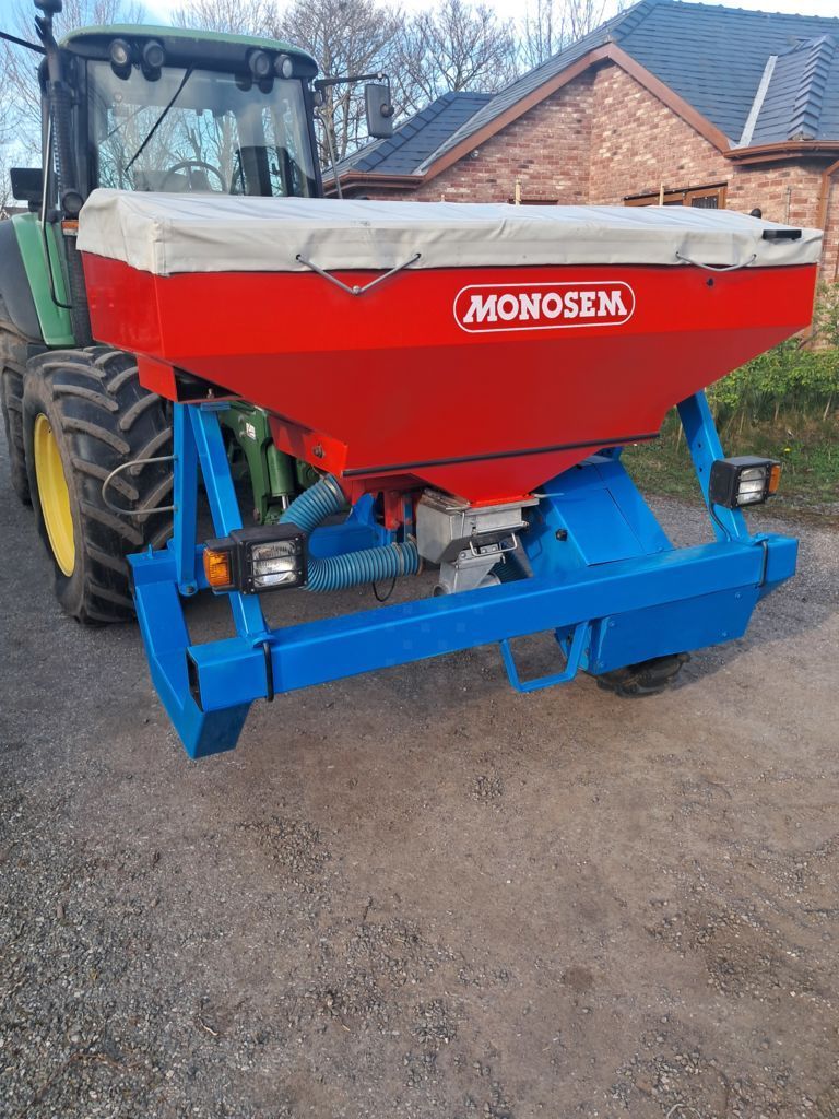 Monosem front tank Præcisionssåning 11.577 €