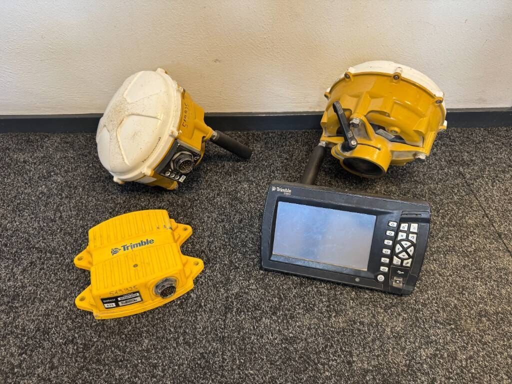 Trimble gcs900 - cb460 -3d gps system cb460 Precision farming and GPS €12,500