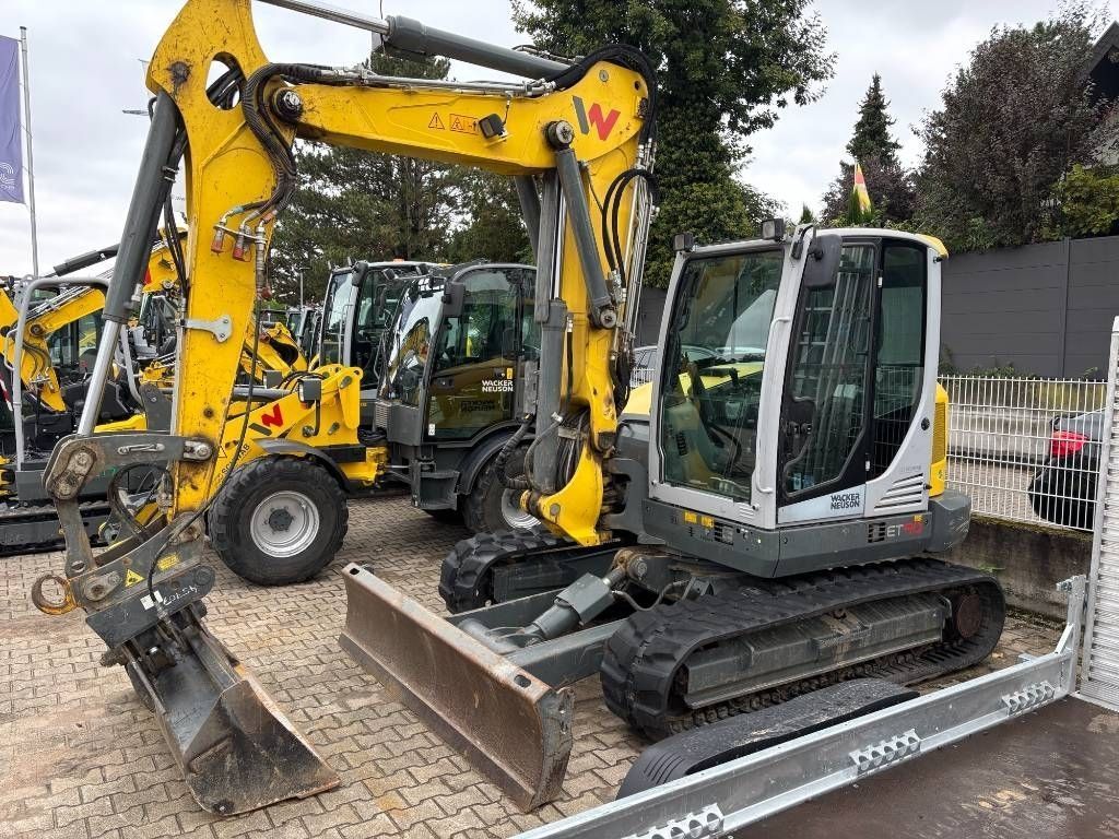Wacker Neuson et 90 Excavadora de orugas 59.900 €