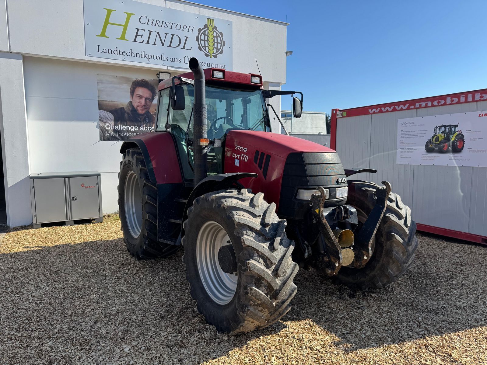 E-FARM: Steyr CVT 170 - Traktor - id YZRDDB7 - 59.115 € - Baujahr: 2002 - Abgelesene Motorstunden: 7.300,Motorleistung (PS): 170,Österreich