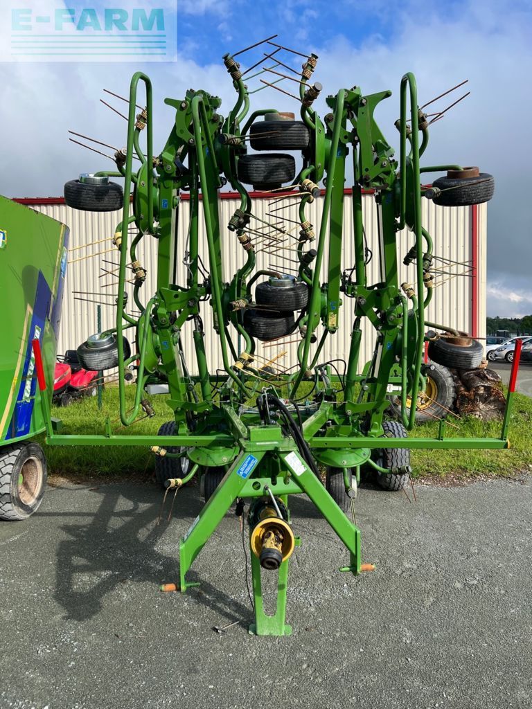 Krone KWT 11.22/10 Karuzelowy przetrząsacz do siana 11 800 €