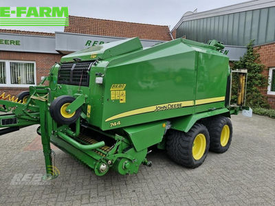 E-FARM: John Deere 744 MaxiCut Kombi - Presse à balles - id C4QSKUL - 28 000 € - Année: 2012 - Balles produites: 13 143