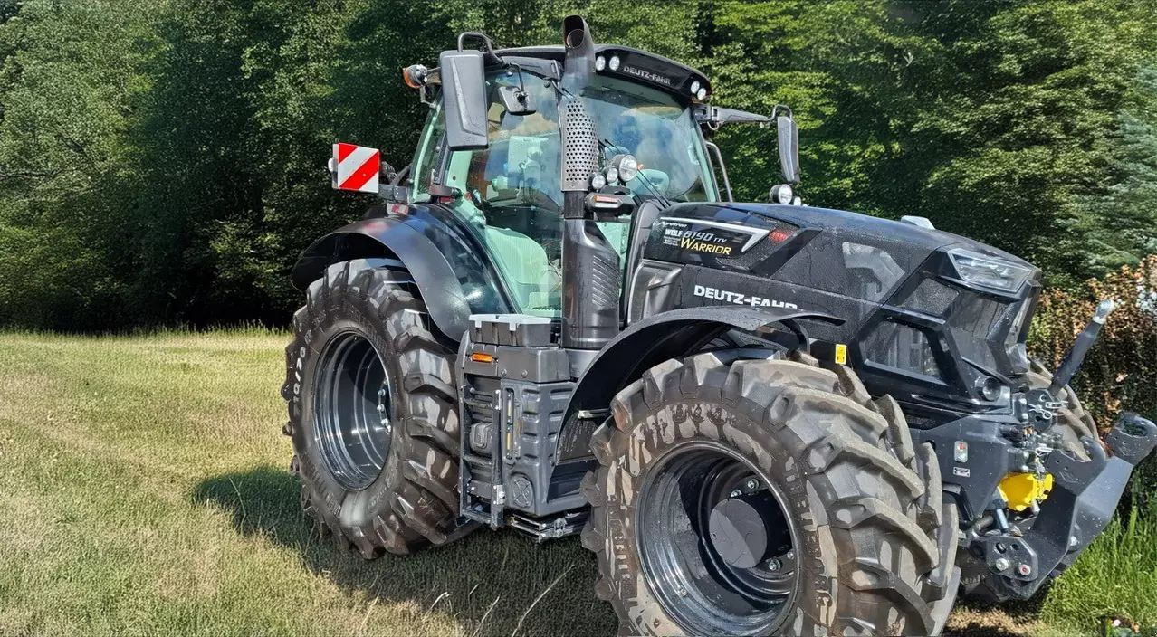Deutz agrotron 6190 ttv warrior Traktor 147 500 €