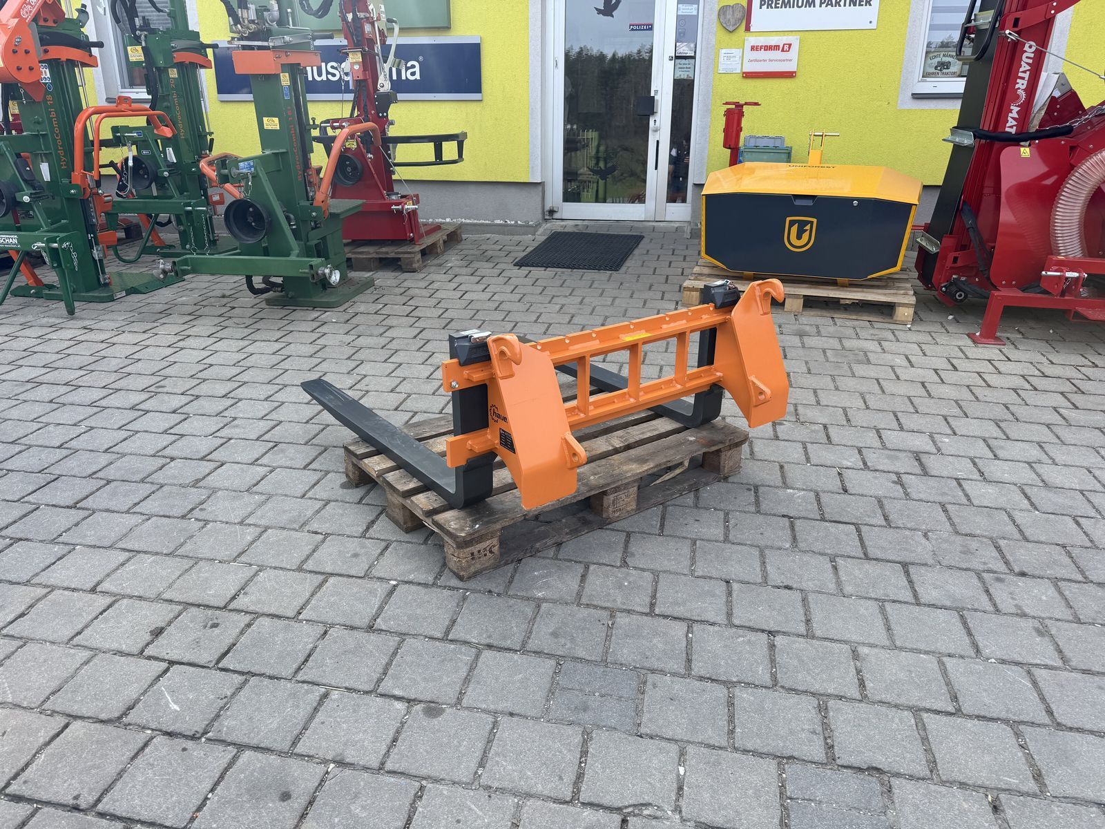 hauer pg 1300 mit euroaufnahme Outil 1 192 €