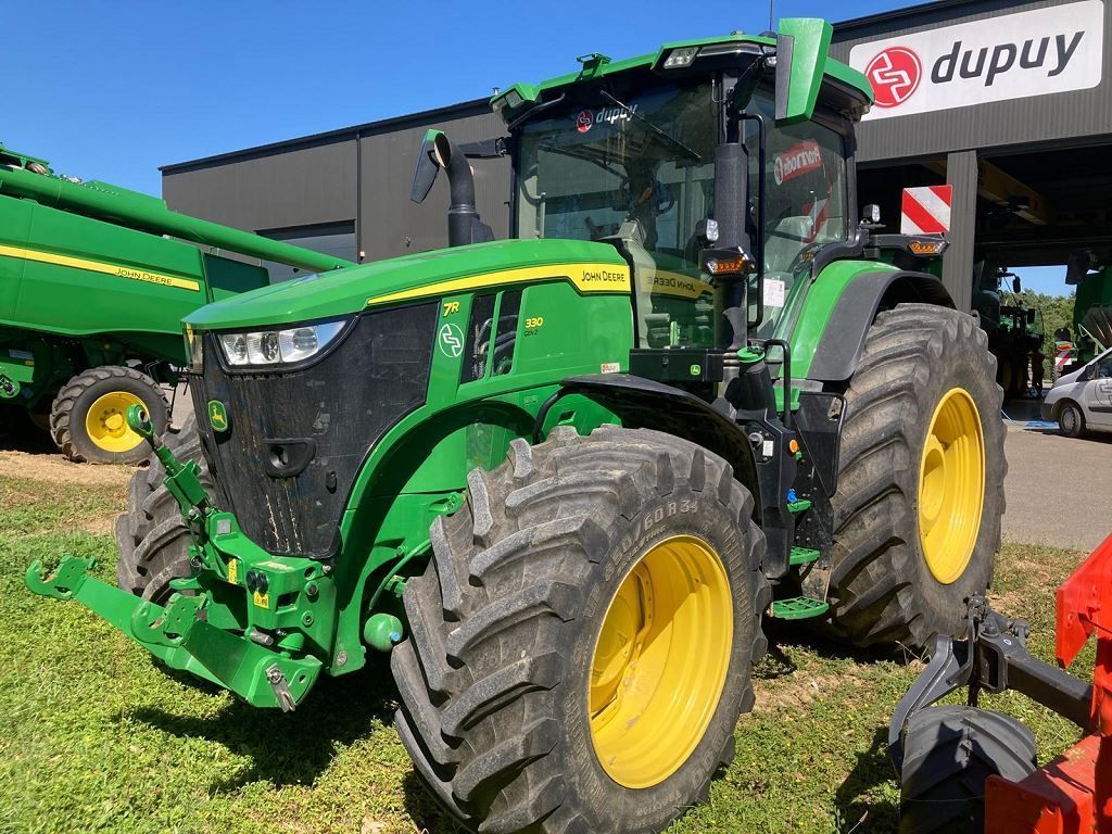E-FARM: John Deere 7R 330 - Tractor - id WSUZHFB - €220,000 - Year of construction: 2022 - Engine hours: 1,650,Engine power (HP): 330,France