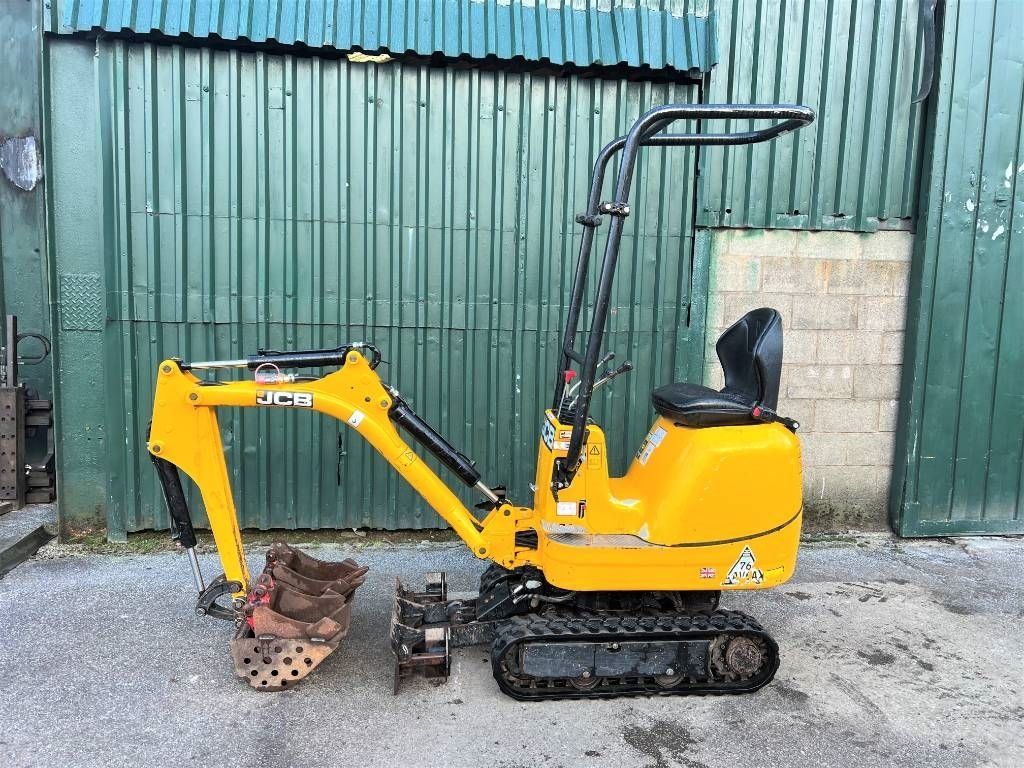 JCB 8008 Mini excavator €9,148
