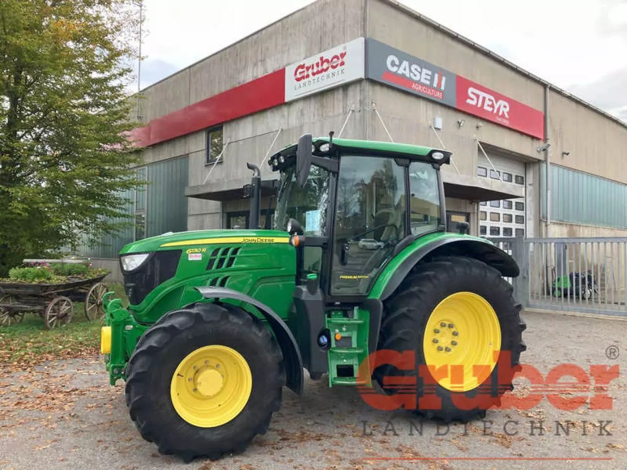 E-FARM: John Deere 6130 R - Trattore - id QMHUXSY - 104.590 € - Anno di costruzione: 2022 - Ore: 999,Potenza del motore: 131,Germania