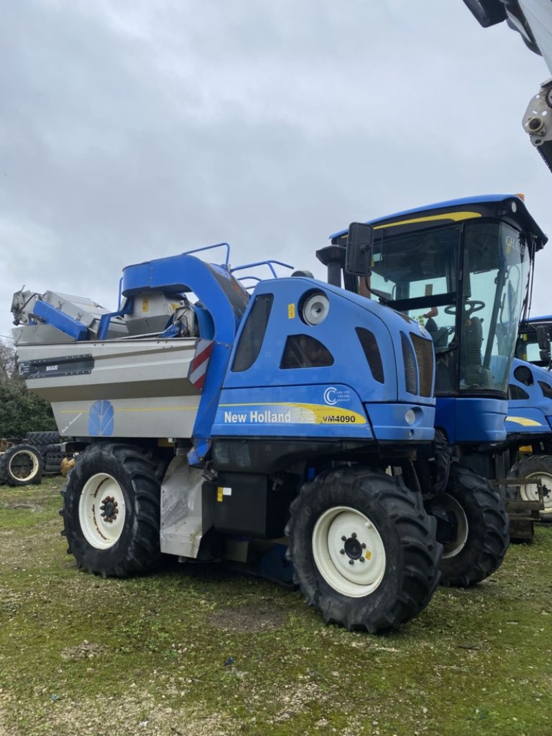 New Holland vm4090 grape_harvester €39,000