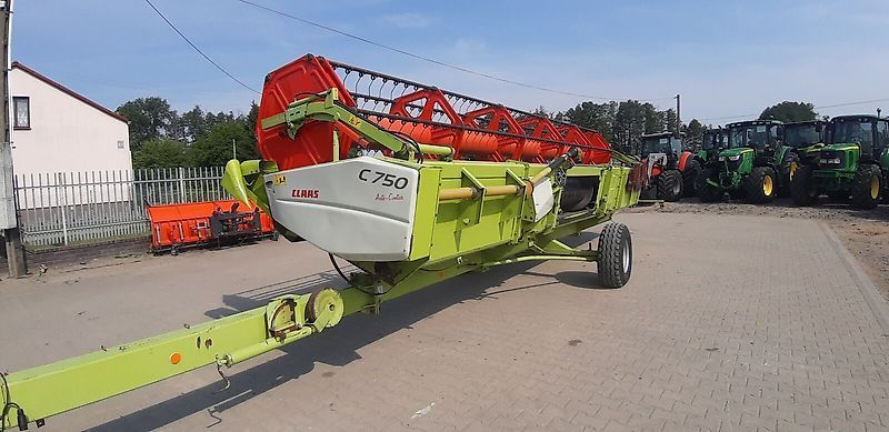 Claas c750 Vágóasztal 12 290 EUR