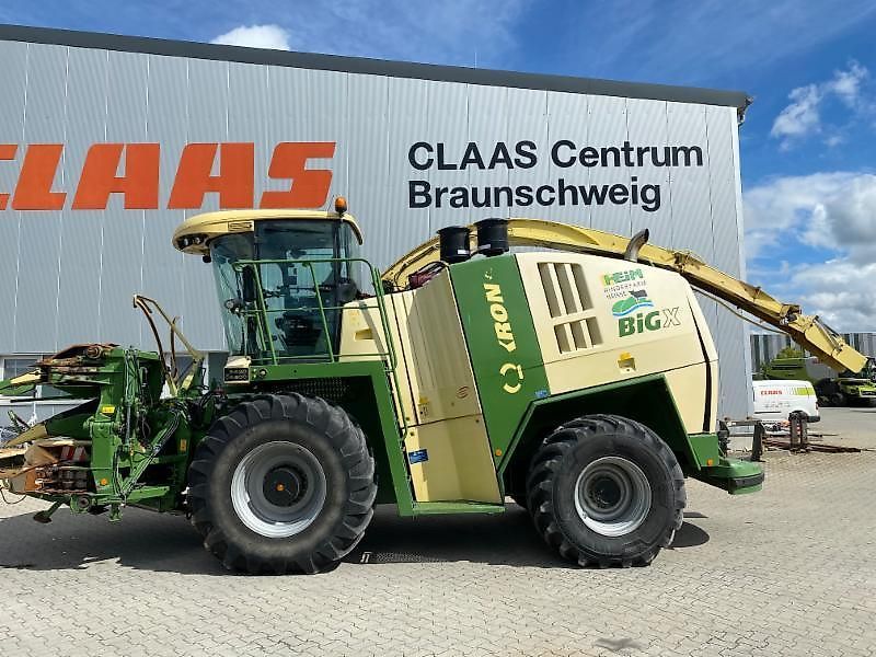 E-FARM: Krone BiG X 700 - Feldhäcksler (selbstfahrend) - id P7LML9R - Baujahr: 2014 - Abgelesene Motorstunden: 3.067,Motorleistung (PS): 718,Deutschland