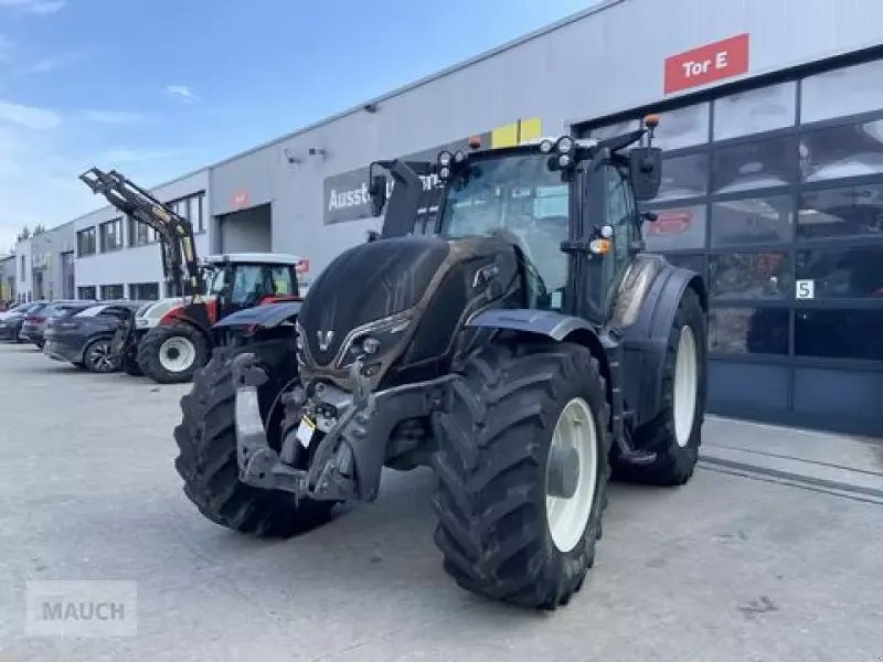 E-FARM: Valtra T214 Direct - Traktor - id DHRBKHK - 114.159 € - Baujahr: 2021 - Abgelesene Motorstunden: 4.090,Motorleistung (PS): 214,Österreich