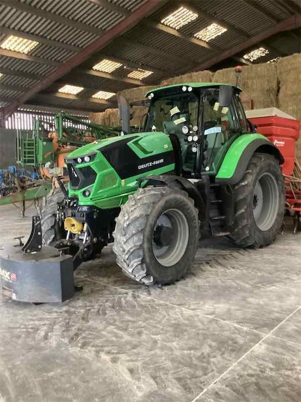Deutz-Fahr Agrotron 6215 TTV Traktor 75.000 €