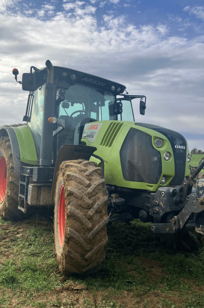 Claas Arion 620 Traktor