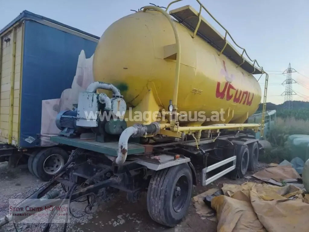 E-FARM: sonstige silowagen 3.achsanhänger - Mixer feeder - id 4PR3WDU - Austria