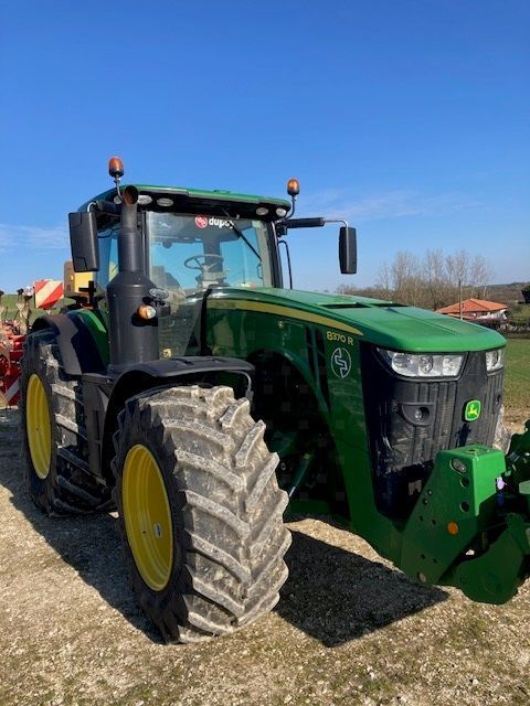 E-FARM: John Deere 8370 R - Traktor - id MTYSG2H - 188 000 EUR - Gyártási év: 2019 - Üzemóra (motor): 3200,Motor teljesítménye (LE): 370,Franciaország