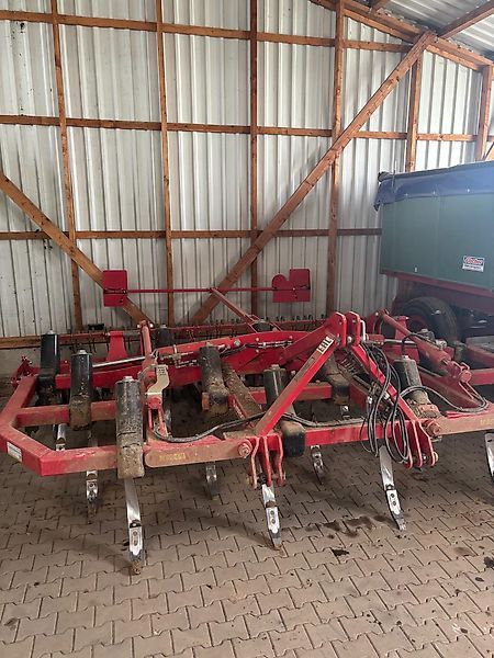 HORSCH Terrano 4 FX Cultivator €27,000