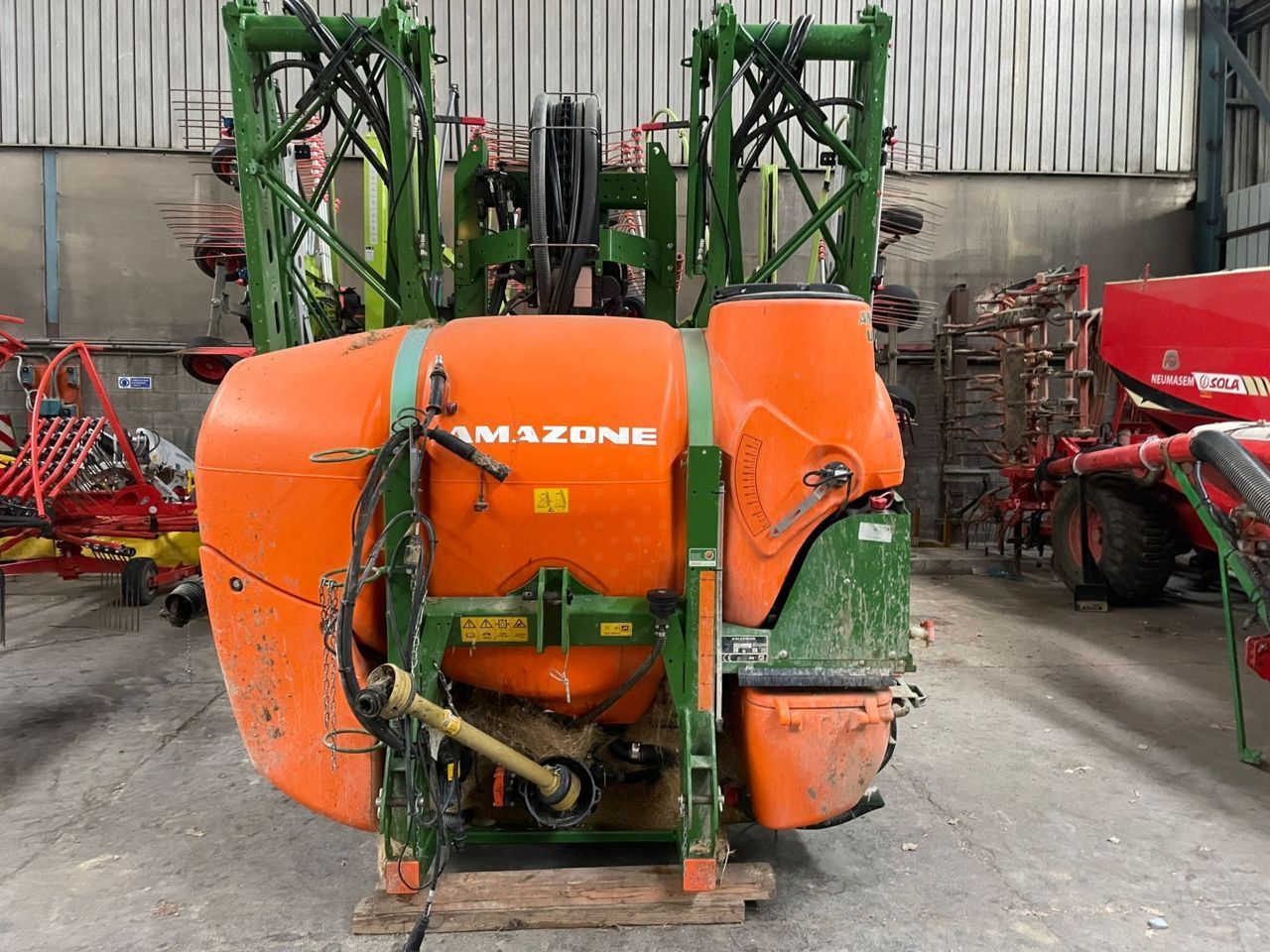 Amazone Sprayer €22,000