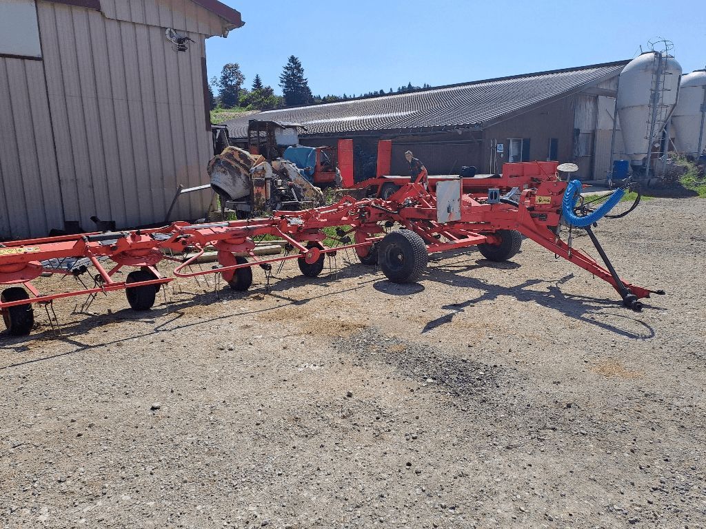 E-FARM: Kuhn GF 10812 T - Kreiselheuer - id EXPDCNH - 6.000 € - Baujahr: 2010 - Frankreich