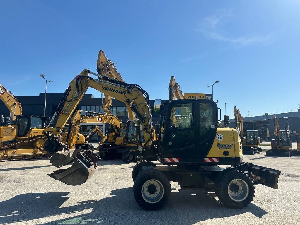 Yanmar b 95 w Koparka kołowa 51 000 €