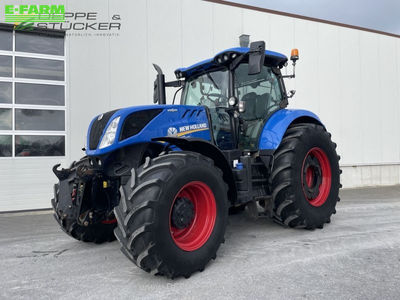 E-FARM: New Holland T7.270 - Tractor - id YLC7LDW - €85,900 - Year of construction: 2017 - Engine hours: 4,925,Engine power (HP): 271,Germany