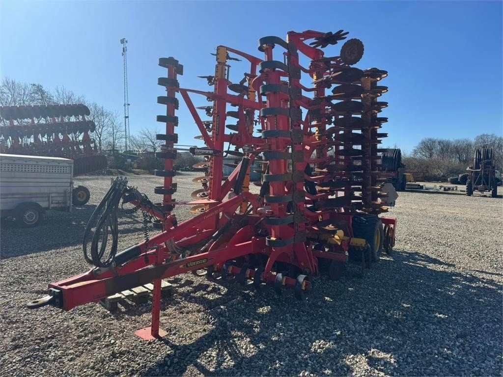 VÄDERSTAD Carrier XL 825 Brona talerzowa i talerzówka kompaktowa 42 185 €