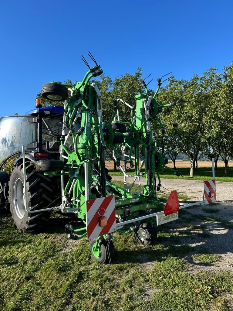 SaMASZ p8-890 Tedder €15,000