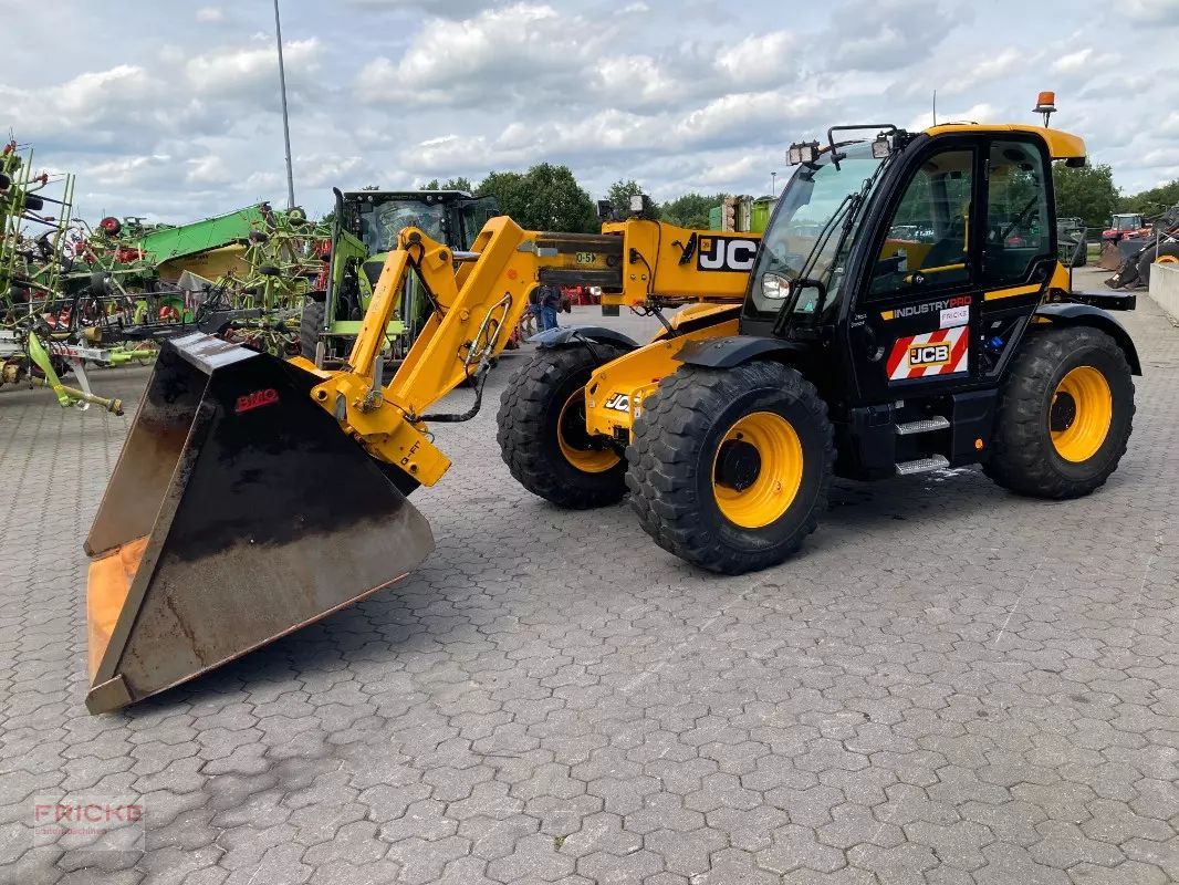 E-FARM: JCB 542-70 industry pro - Telehandler - id W9JBSTP - €99,000 - Year of construction: 2022 - Engine hours: 2,837,Engine power (HP): 132,Germany