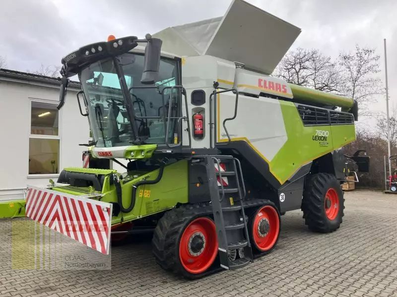 Claas Lexion 7600 Комбайн 394 990 €