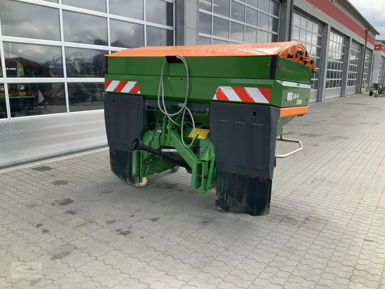 Amazone za-v 1700 profis Fertiliser spreader €9,000