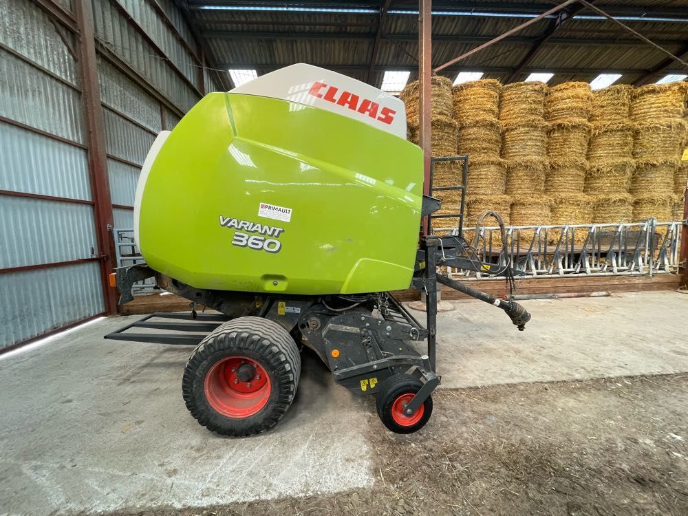 E-FARM: Claas variant 360 - Presse à balles - id AFJWRXU - 16 500 € - Année: 2007 - Balles produites: 14 000,France